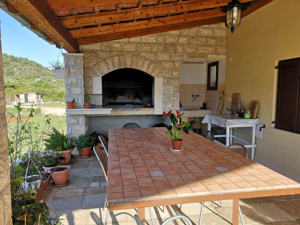 Holiday Home Cvitka Vis Exterior photo